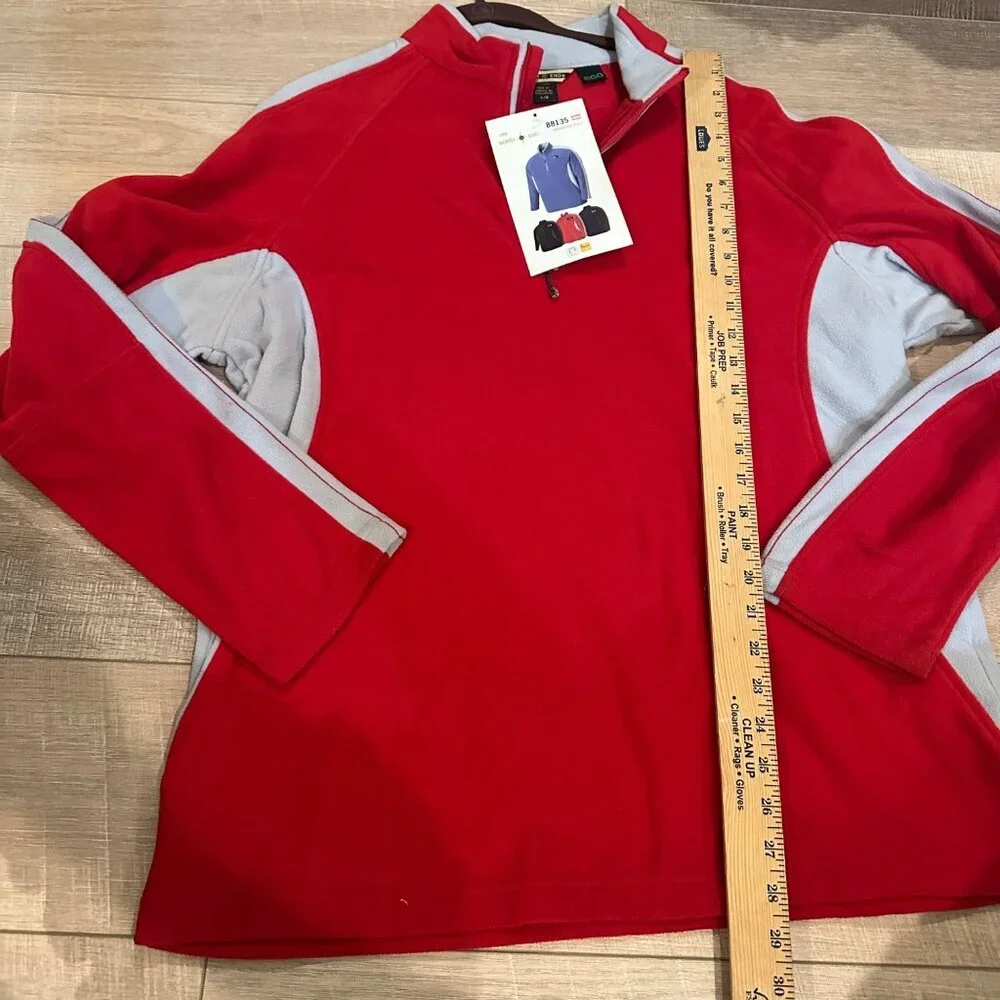 NORTH END MENS LARGE RED AND GRAY FLEECE JACKET NEW 3/4 ZIP